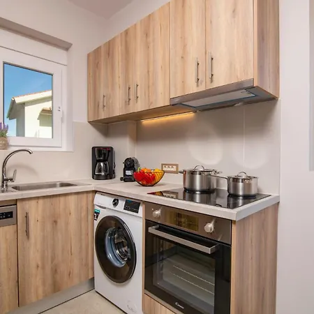 Riza Sky By Katastárion